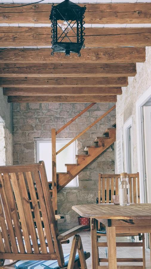 Rector'S Villa - Charming Retreat In Old Town With Jacuzzi In Private Courtyard Rab Town Zewnętrze zdjęcie